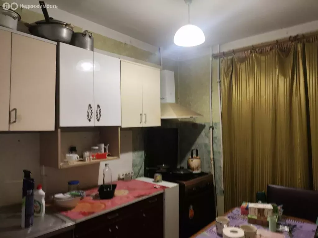 3-комнатная квартира: Ростов-на-Дону, микрорайон Северный, улица ... - Фото 1