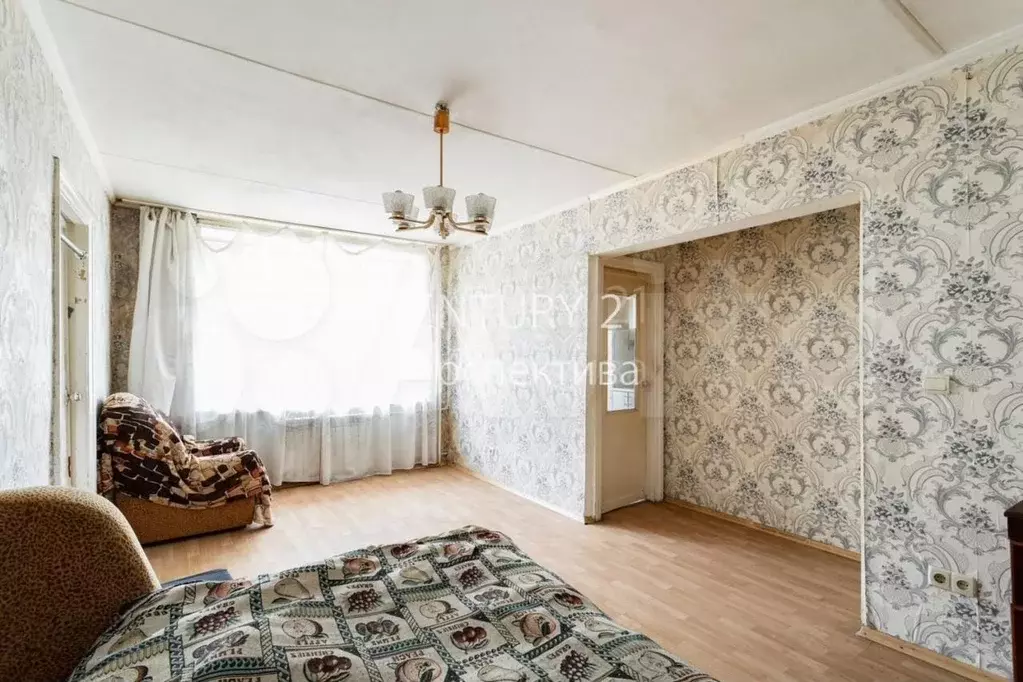 2-к. квартира, 43,5 м, 1/5 эт. - Фото 0