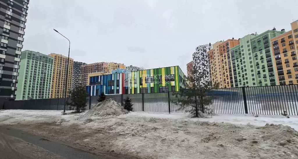 Продается 1-комнатная квартира - Фото 1