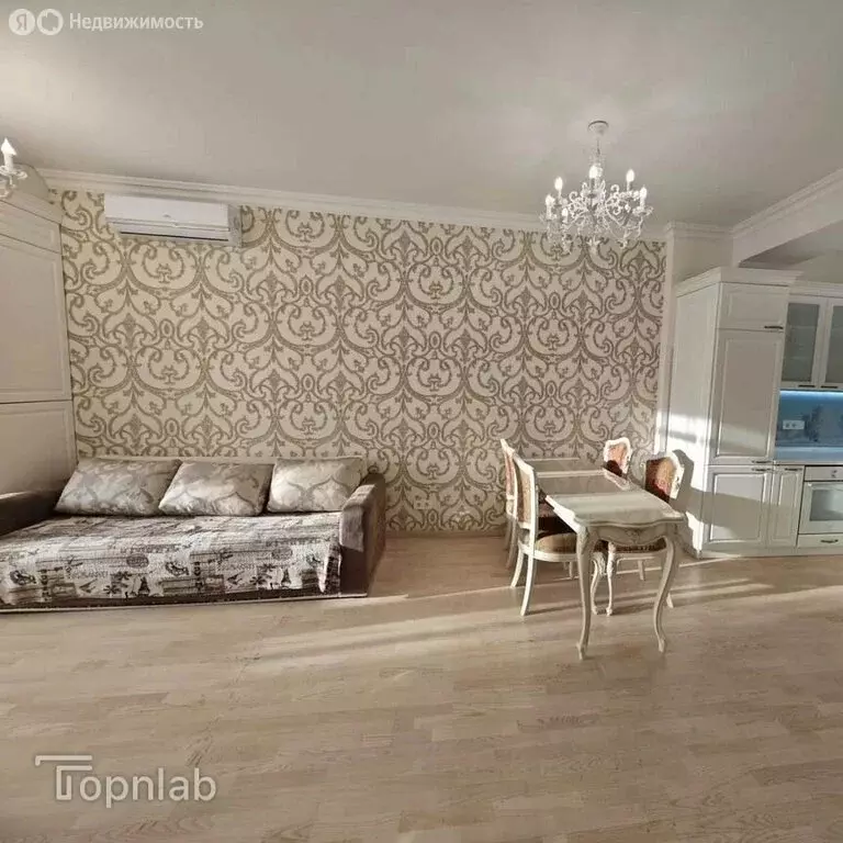 3-комнатная квартира: Ялта, улица Красных Партизан, 14Б (75 м) - Фото 2