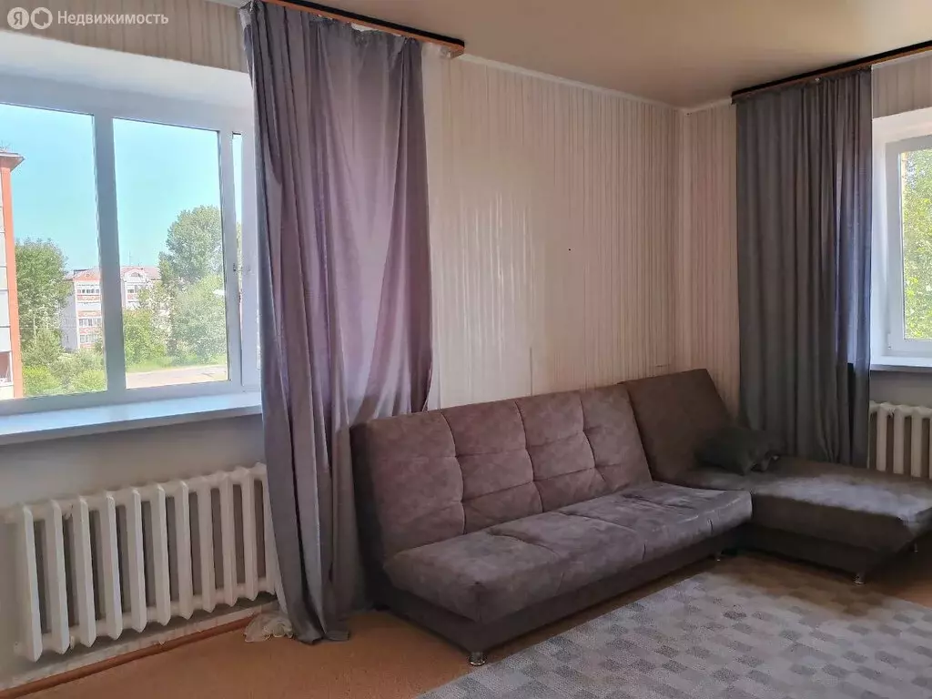 2-комнатная квартира: Ялуторовск, улица Революции, 190 (54 м) - Фото 1