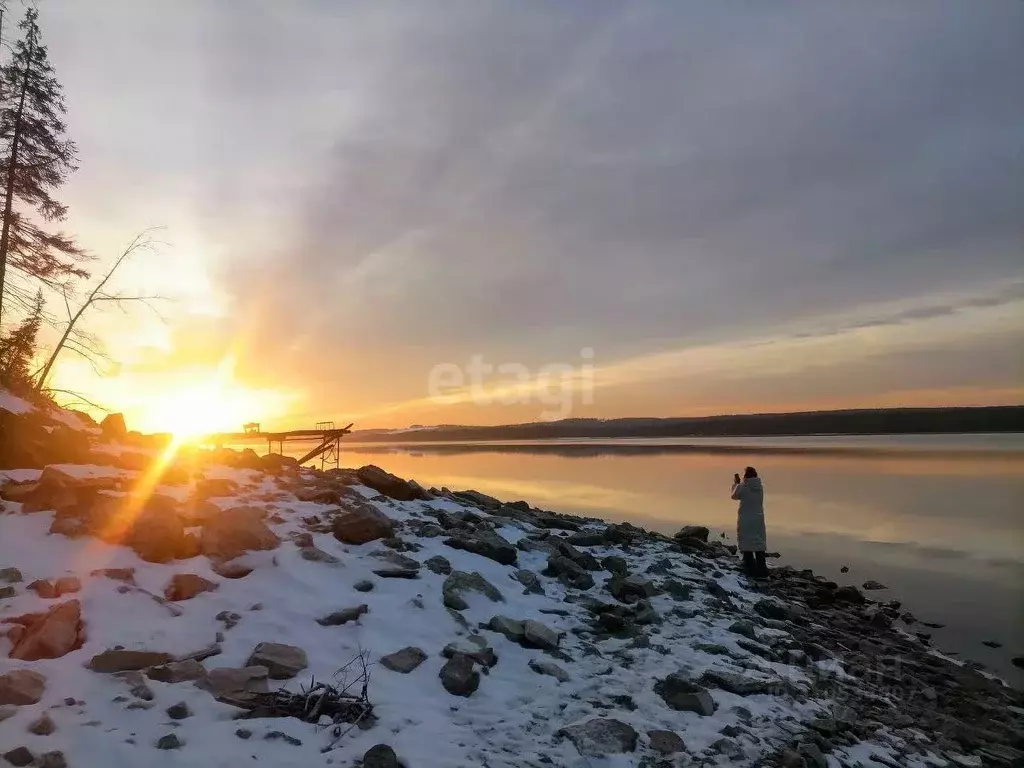 Участок в Пермский край, Добрянский городской округ, д. Залесная  (8.0 ... - Фото 0