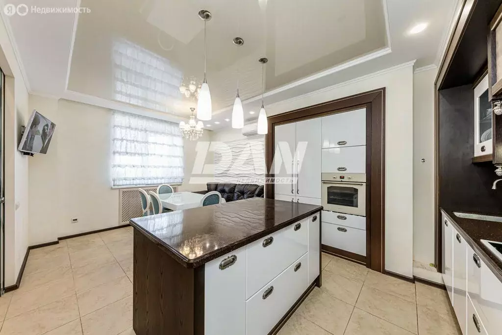 3-комнатная квартира: Челябинск, улица Бейвеля, 14 (150.4 м) - Фото 2