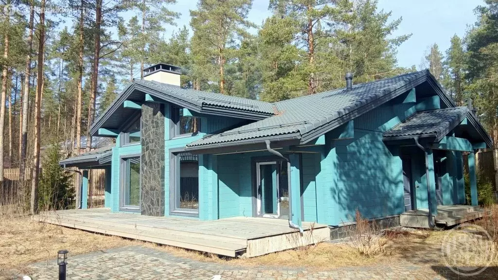 Дом в городской посёлок Рощино, Первомайская улица (171 м) - Фото 1