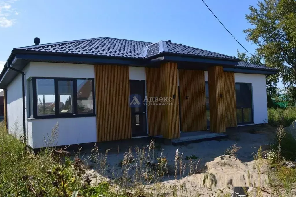 Дом в Тюменская область, Тюменский район, д. Зубарева Центральная ул. ... - Фото 1