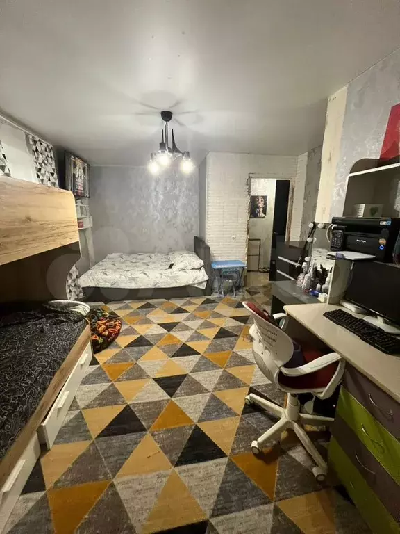 1-к. квартира, 31 м, 5/5 эт. - Фото 0