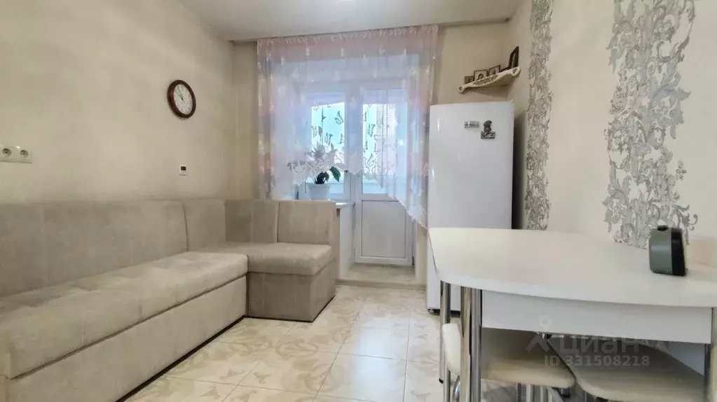 1-к кв. Чувашия, Чебоксары ул. А.В. Асламаса, 4 (46.0 м) - Фото 1