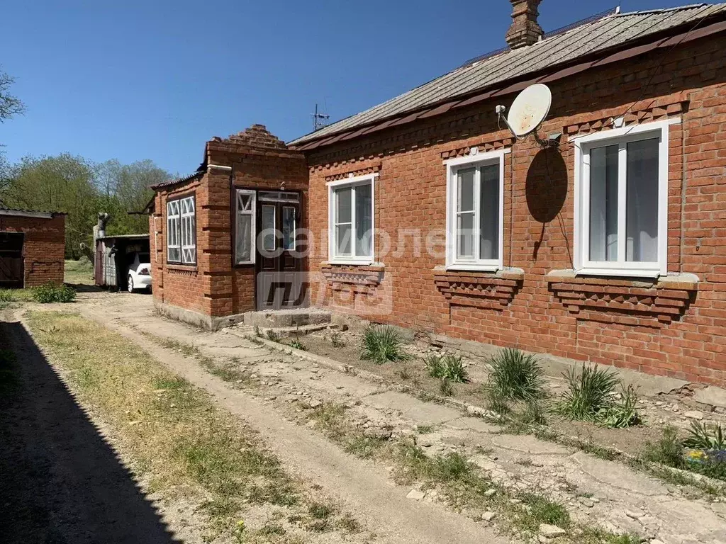Дом в Краснодарский край, Ейский район, Ясенская ст-ца Широкая ул., 46 ... - Фото 0