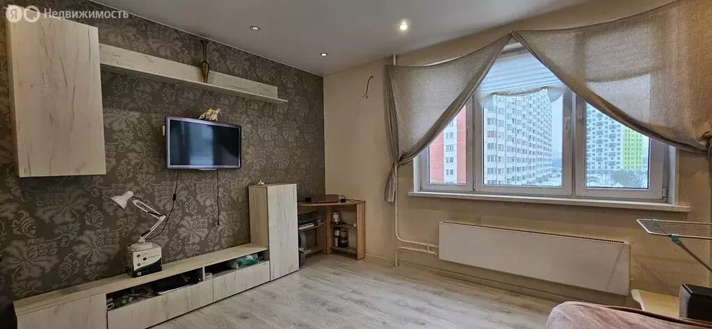 1-комнатная квартира: посёлок городского типа Боброво, Лесная улица, ... - Фото 1