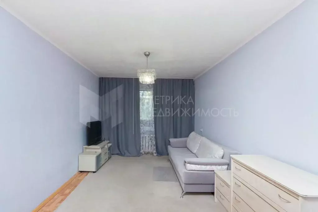 2-к кв. Тюменская область, Тюмень ул. Осипенко, 84 (50.0 м) - Фото 0