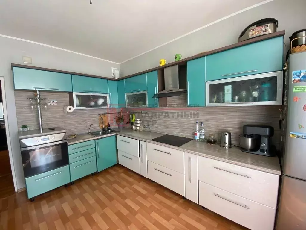 3-к кв. Белгородская область, Старый Оскол Степной мкр, 16 (98.5 м) - Фото 1