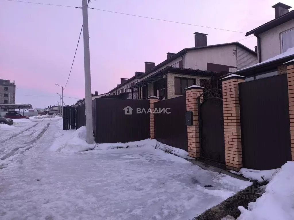 Таунхаус в Белгородская область, Белгородский район, Дубовское с/пос, ... - Фото 1