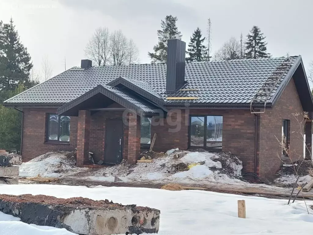 Дом в село Завьялово, Атмосферная улица (112.5 м) - Фото 1