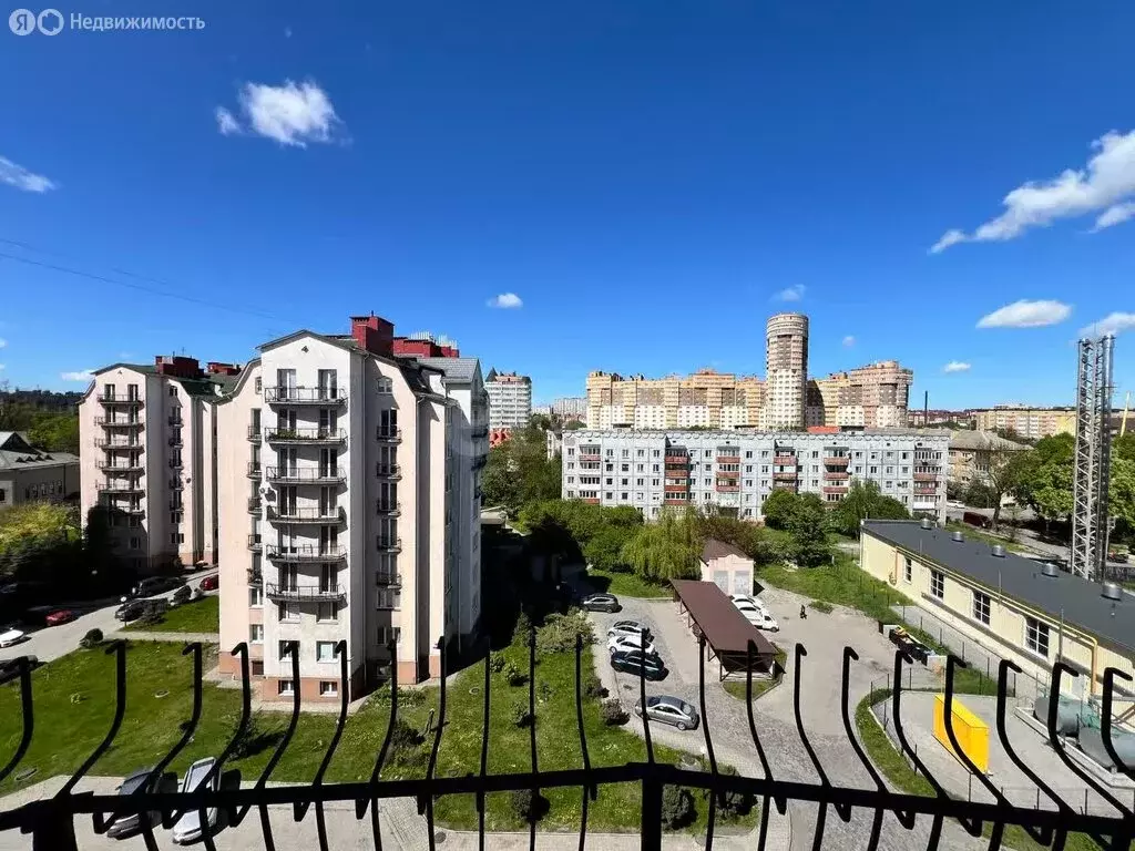 3-комнатная квартира: Калининград, Чувашская улица, 6 (106 м) - Фото 1