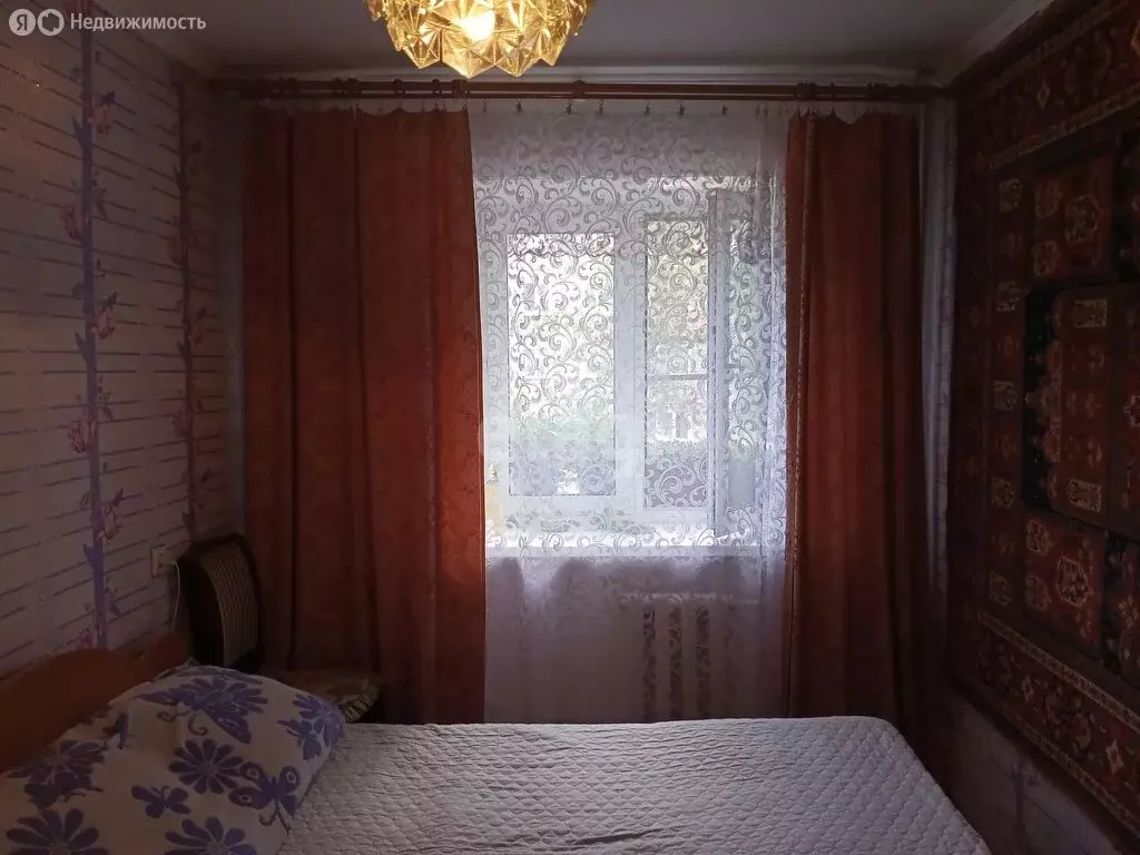 3-комнатная квартира: Улан-Удэ, улица Сенчихина, 18 (56.9 м) - Фото 1