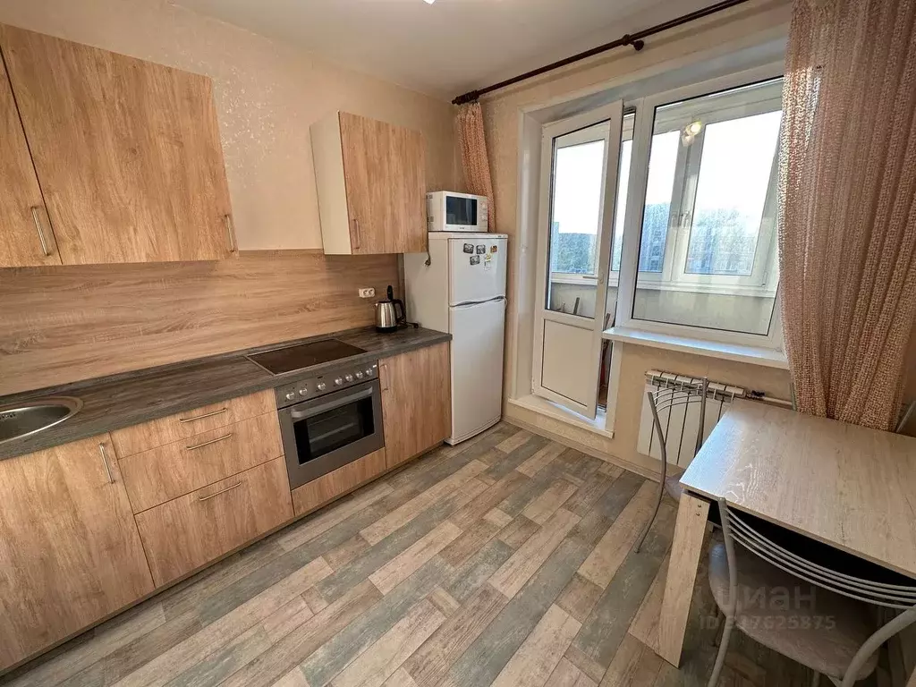 1-к кв. Москва Старобитцевская ул., 21К3 (40.0 м) - Фото 0