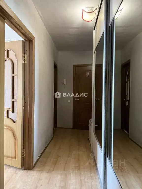 3-к кв. Бурятия, Улан-Удэ ул. Хахалова, 2 (59.4 м) - Фото 2
