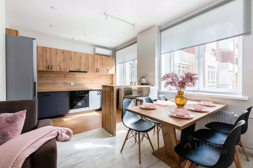 3-к кв. Татарстан, Казань ул. Зур Урам, 1Кк3 (70.0 м) - Фото 1