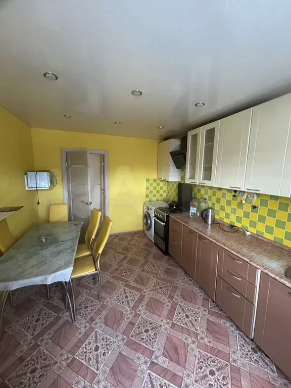2-к. квартира, 63 м, 7/9 эт. - Фото 0