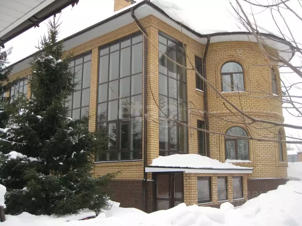 Дом в Башкортостан, Уфимский район, с. Михайловка Пионерский пер. ... - Фото 1