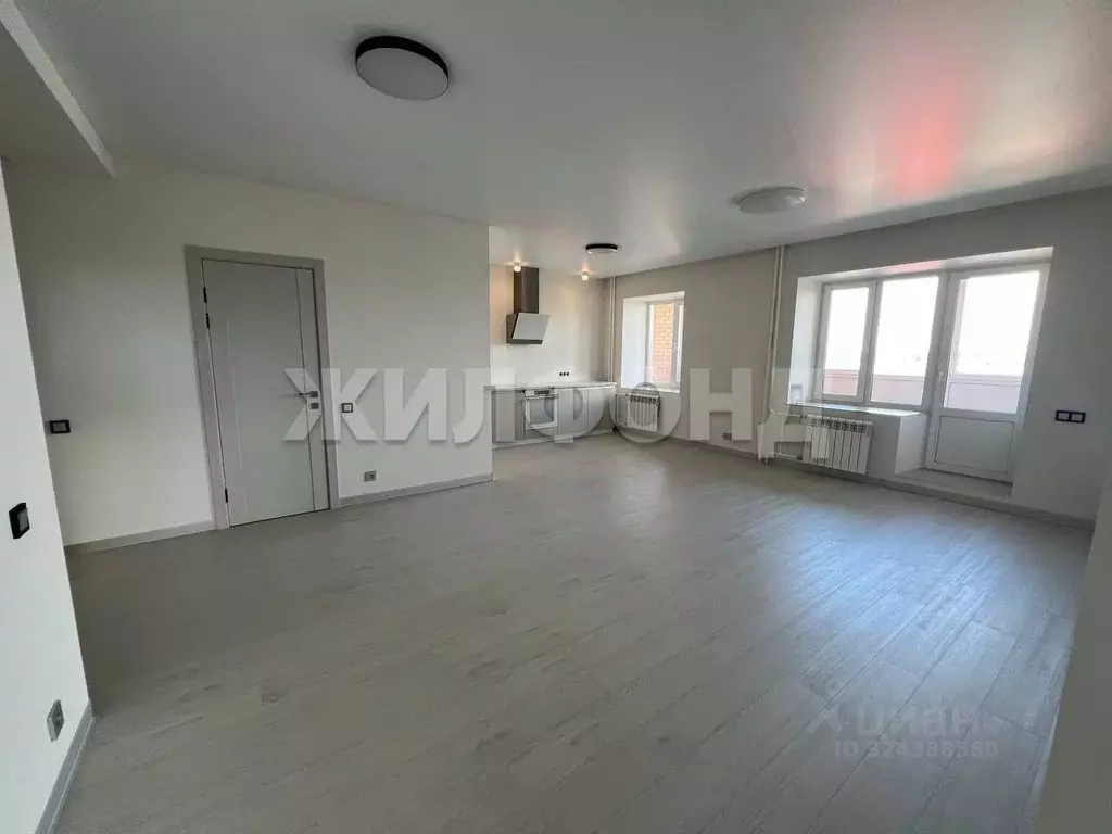 3-к кв. Хакасия, Абакан ул. Генерала Тихонова, 6 (83.0 м) - Фото 2