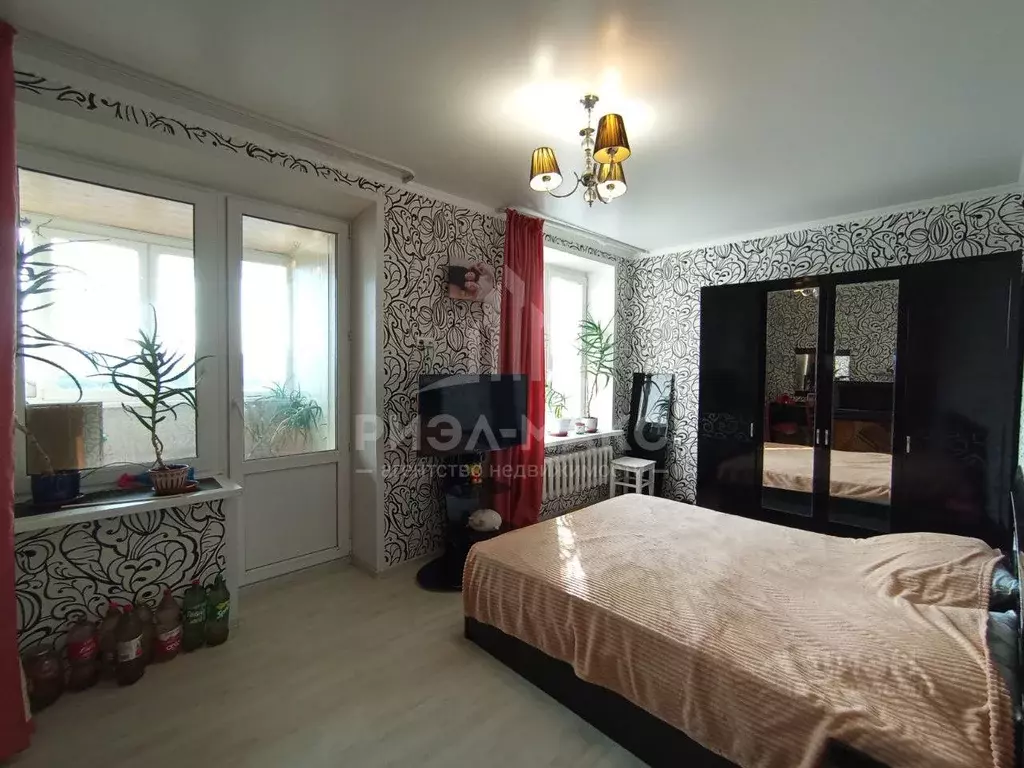 3-к кв. Брянская область, Брянск ул. Пушкина, 33 (87.5 м) - Фото 0