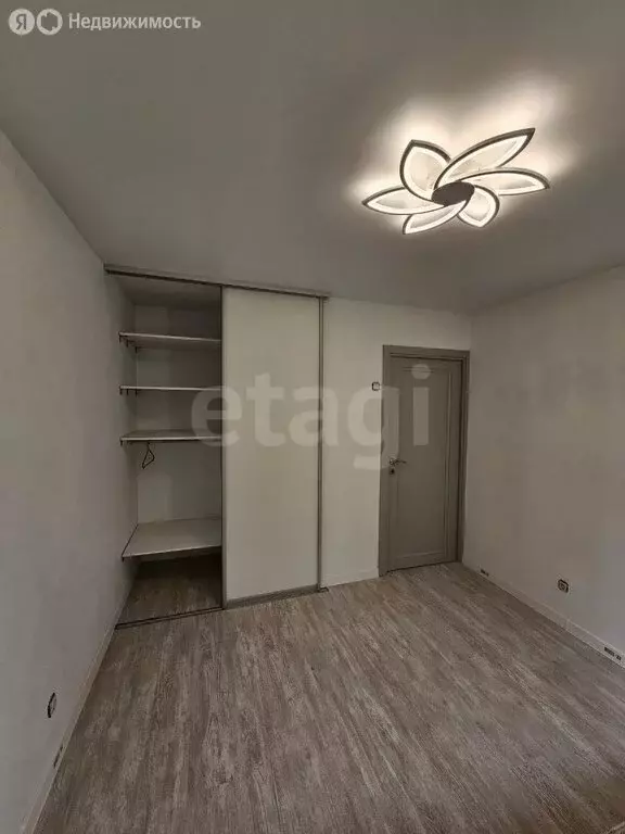 1к в 3-комнатной квартире (11 м) - Фото 0