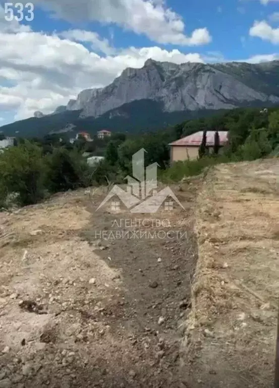 Участок в Крым, Ялта муниципальный округ, Гаспра пгт ул. Горького ... - Фото 2