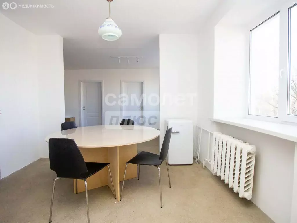 3-комнатная квартира: Ульяновск, улица Радищева, 174 (60.2 м) - Фото 1