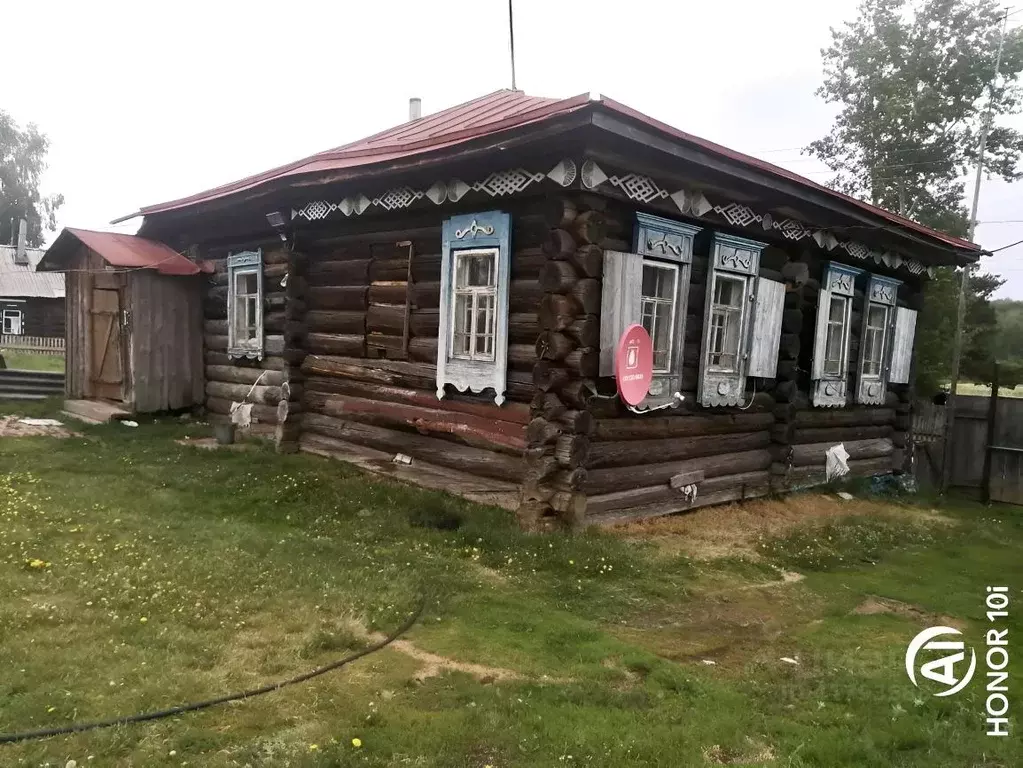 Дом в Новосибирская область, Колыванский район, с. Вьюны Набережная ... - Фото 0