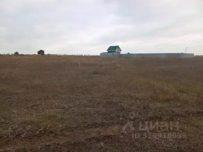 Участок в Крым, Черноморский район, с. Межводное ул. Акмечетская (10.0 ... - Фото 0