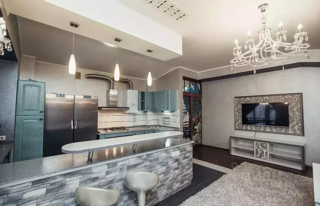 4-к кв. Нижегородская область, Нижний Новгород ул. Родионова, 26 ... - Фото 0