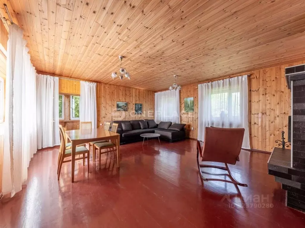 Дом в Ленинградская область, Выборгский район, Полянское с/пос, пос. ... - Фото 1