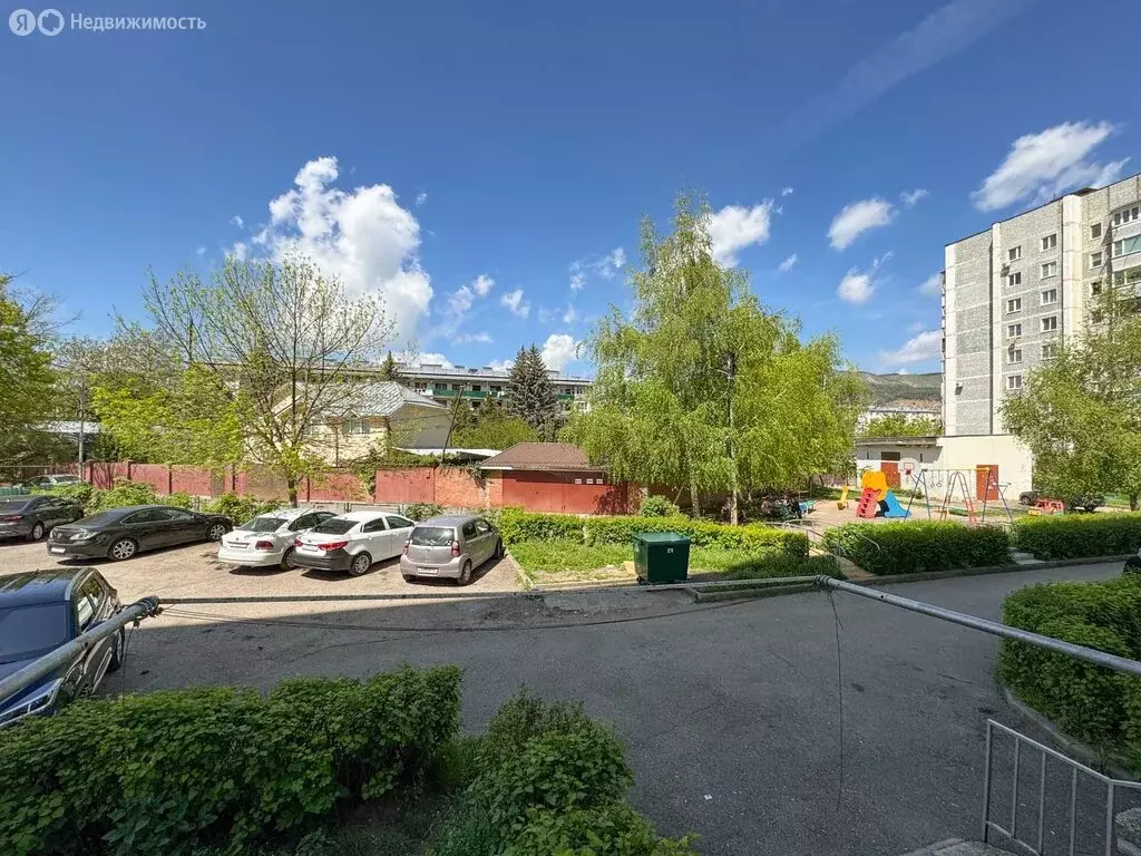2-комнатная квартира: Кисловодск, проспект Победы, 141А (61 м) - Фото 0