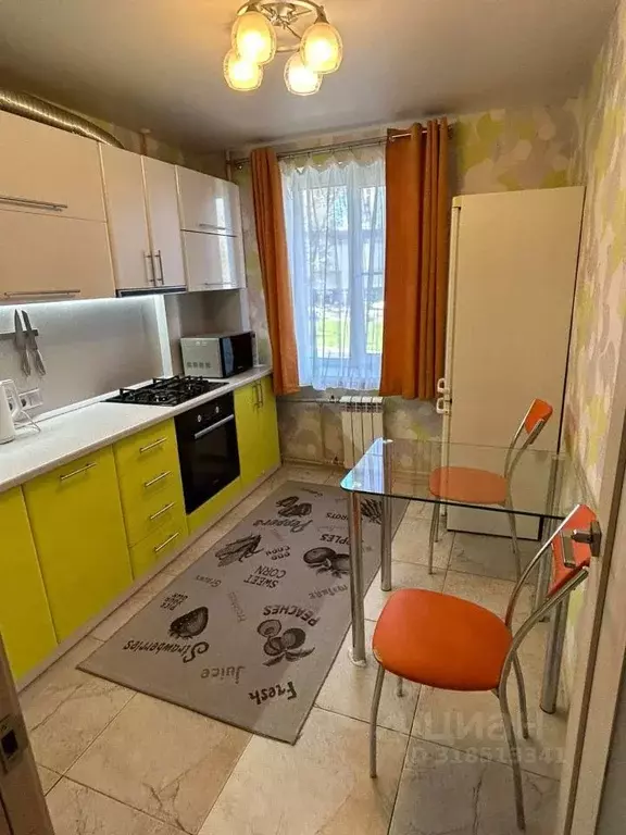 2-к кв. Нижегородская область, Нижний Новгород ул. Родионова, 180 ... - Фото 1