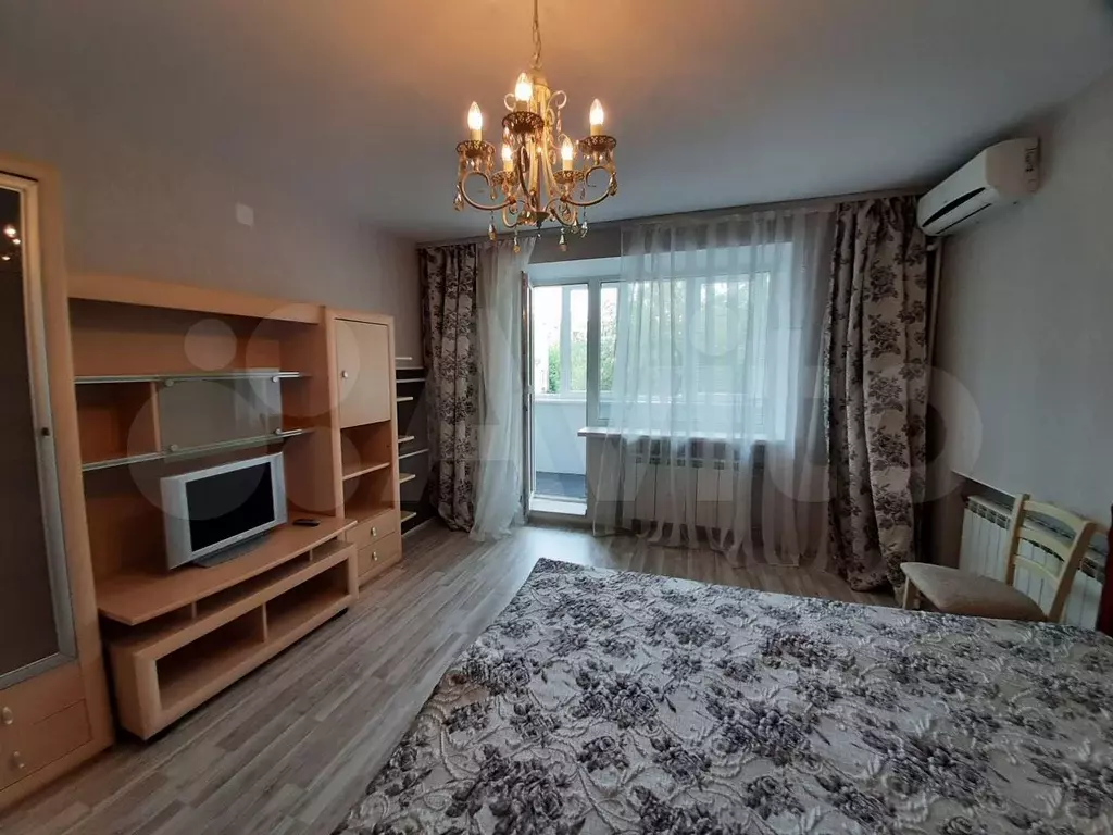 2-к. квартира, 60 м, 2/9 эт. - Фото 0