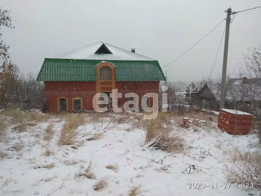 Дом в Саратовская область, Саратов проезд 2-й Сиреневый, 19 (200.0 м),  Купить дом в Саратове, ID объекта - 50011396188