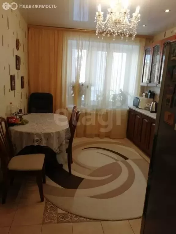 2-комнатная квартира: Тюмень, Западносибирская улица, 28 (66.5 м) - Фото 2