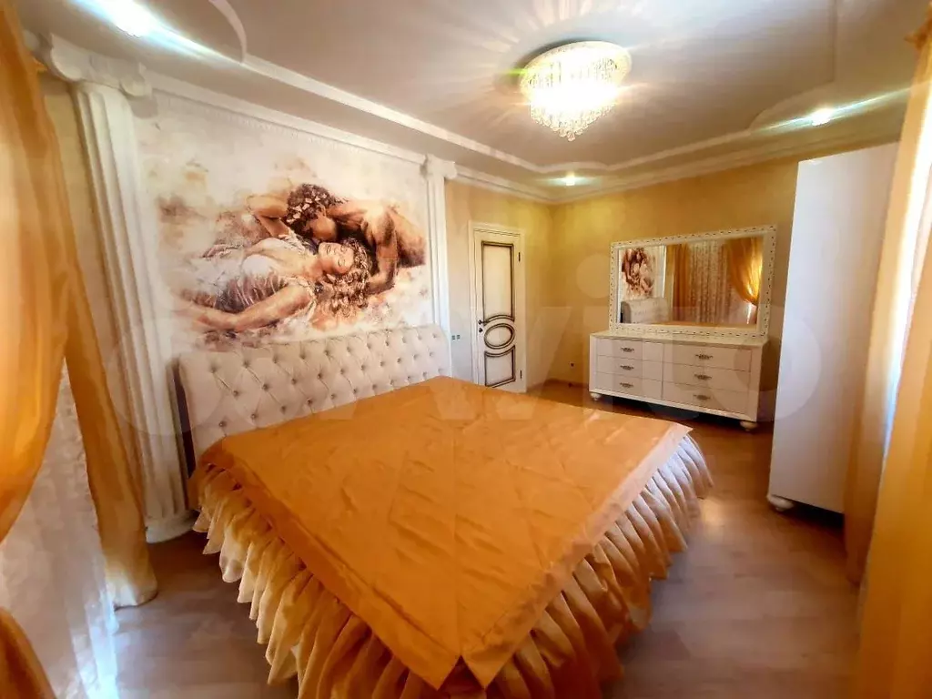 3-к. квартира, 110 м, 10/17 эт. - Фото 0