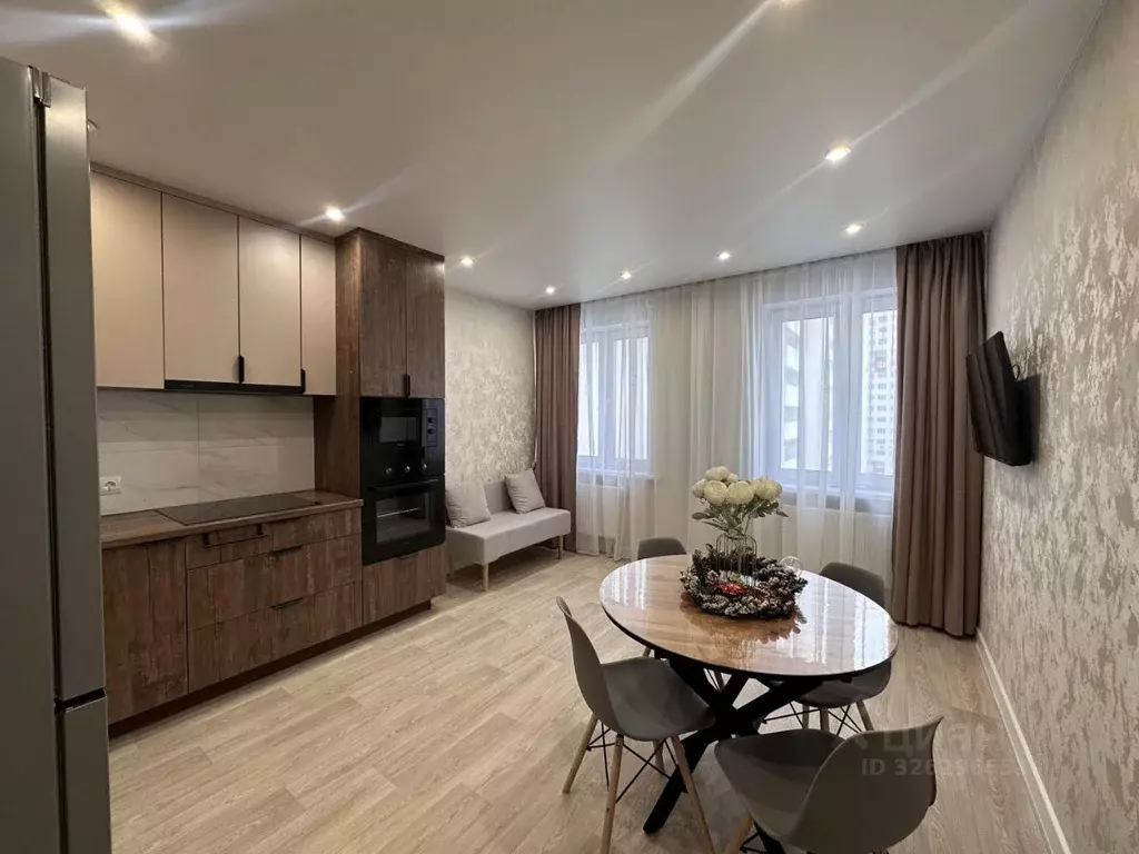 3-к кв. Башкортостан, Уфа ул. Степана Кувыкина, 45 (52.1 м) - Фото 1