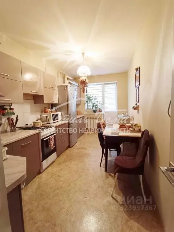 3-к кв. Волгоградская область, Волгоград ул. Грибанова, 6 (72.0 м) - Фото 1