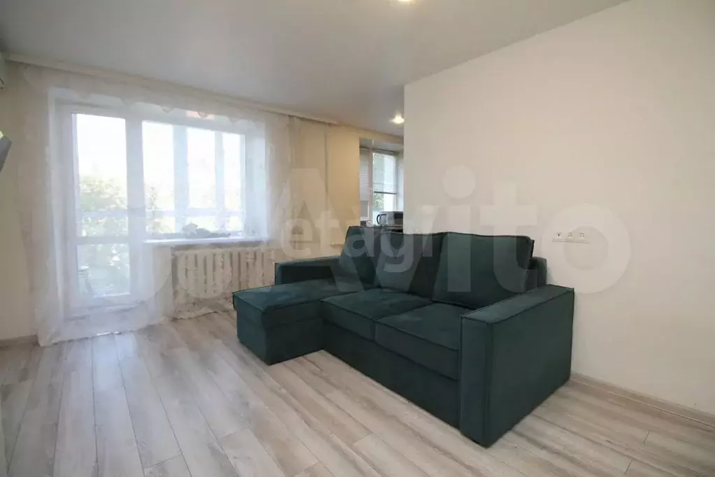 1-к. квартира, 42 м, 4/9 эт. - Фото 0