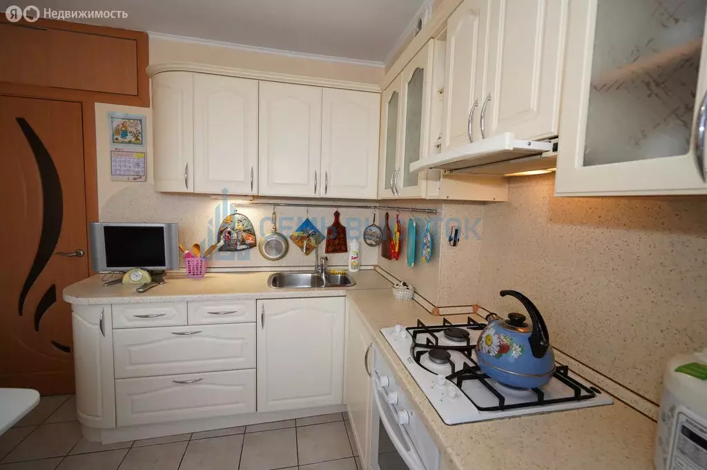 2-комнатная квартира: Щербинка, улица Космонавтов, 8 (47.8 м) - Фото 1