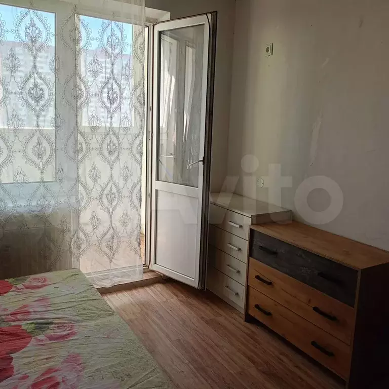 1-к. квартира, 42 м, 4/17 эт. - Фото 1