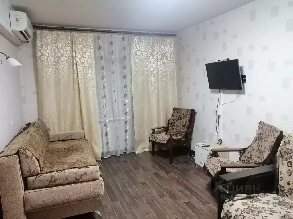 1-к кв. Волгоградская область, Волгоград ул. Кузнецова, 5 (30.8 м) - Фото 0