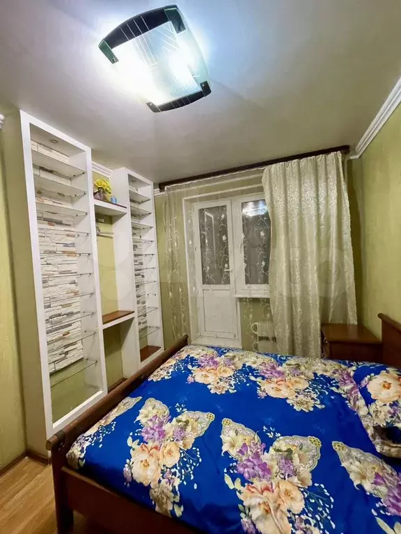 Комната 18 м в 3-к., 4/9 эт. - Фото 1