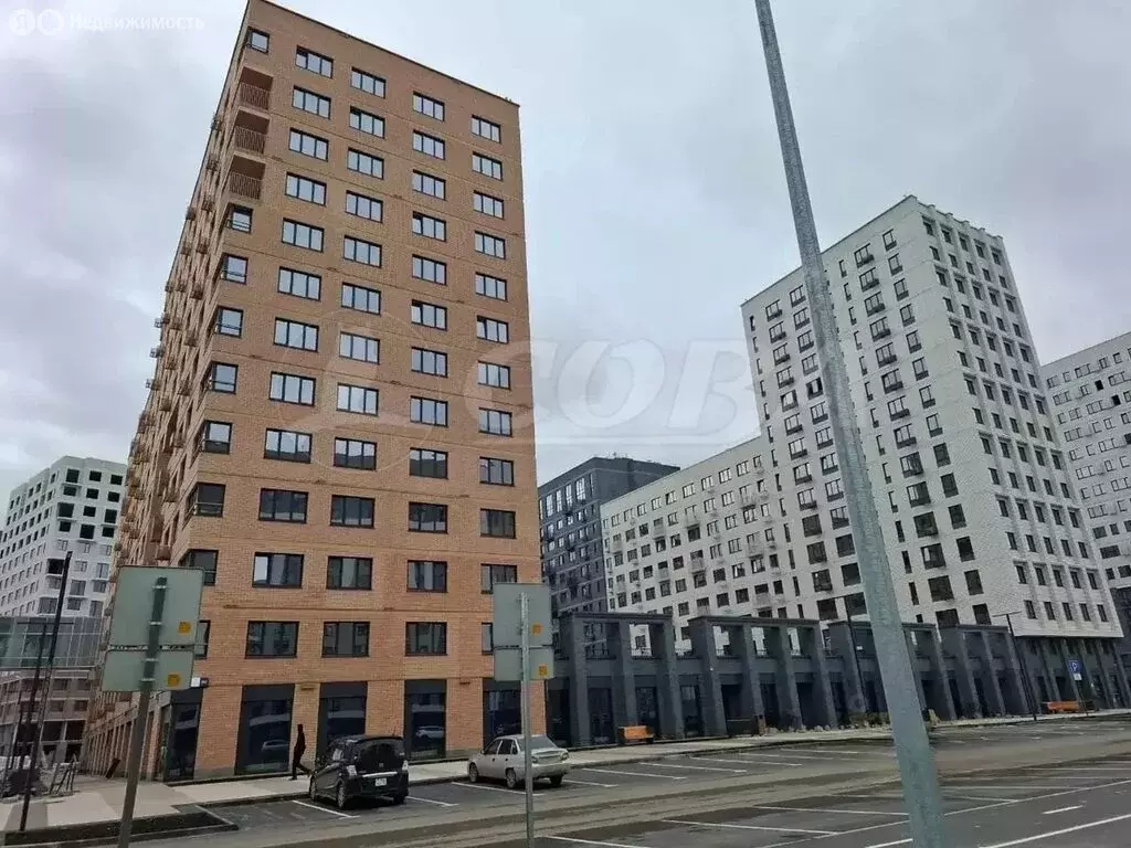 2-комнатная квартира: Тюмень, улица Новосёлов, 92 (56.9 м) - Фото 1