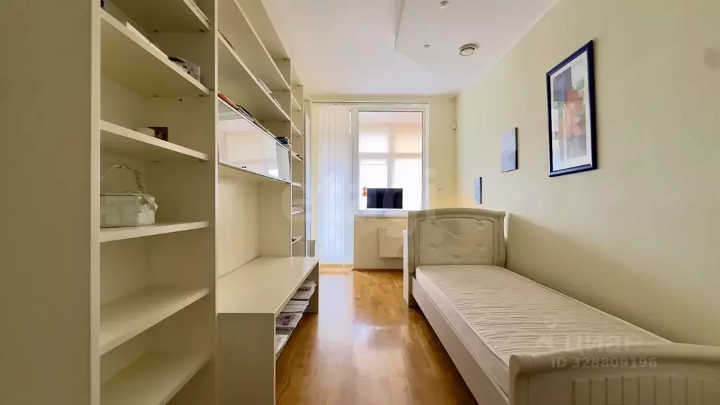 3-к кв. Севастополь ул. Генерала Крейзера, 5 (91.1 м) - Фото 2