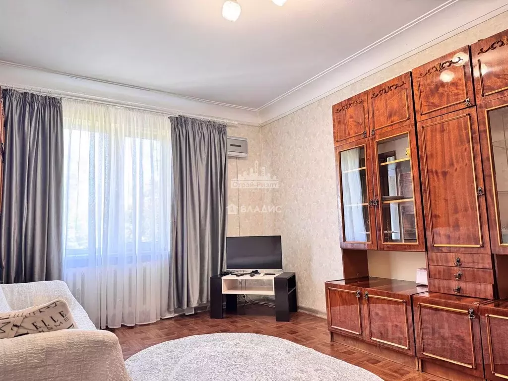 2-к кв. Крым, Керчь ул. Ульяновых, 49 (44.8 м) - Фото 1