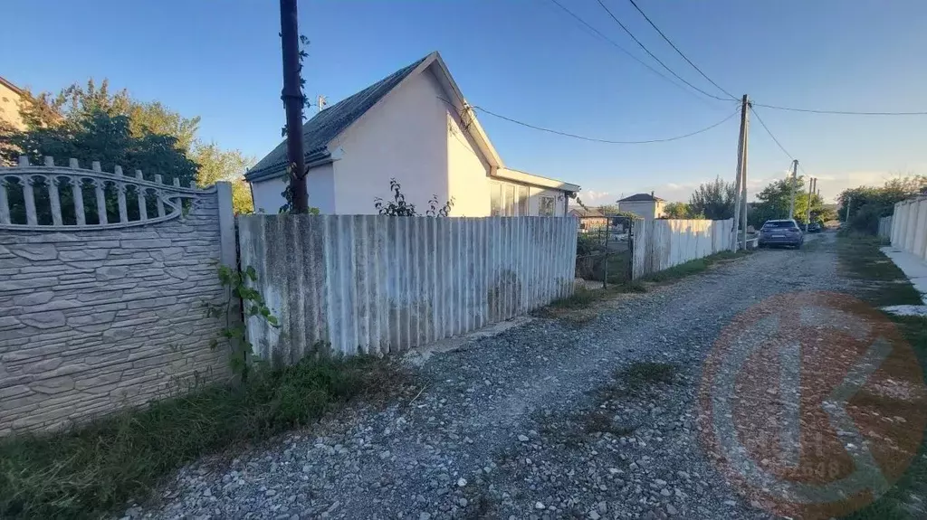 Участок в Крым, Симферопольский район, Перовское с/пос, с. Украинка ... - Фото 1